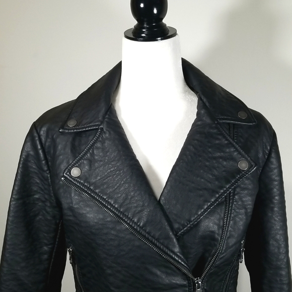 Victoria's Secret Pebbled Vegan Leather Motorcycle Jacket Size M NWT - Picture 4 of 10